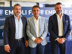 il-presidente-corsi-presenta-ill-ds-gemmi-e-l-allenatore-daversa