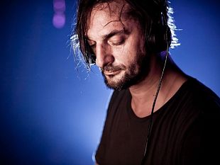lo-sciamano-della-consolle-torna-a-firenze-al-tenax-arriva-ricardo-villalobos