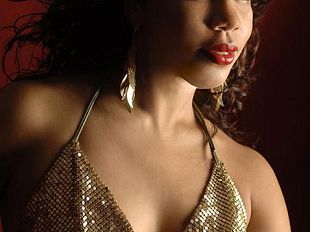 b201181424-shayna-steele-in-concerto-al-blackmail-jazz-club