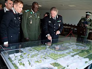 comandante-della-gendarmeria-del-niger-alla-scuola-marescialli-e-brigadieri-dei-carabinieri-di-firenze