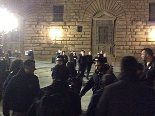 bilaterale-italia-germania-un-fiorentino-a-renzi-presidente-ci-faccia-un-bel-presidente-della-repubblica