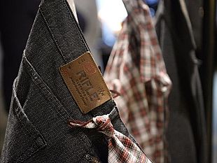 lavorare-in-toscana-il-futuro-abbigliamento-denim