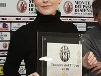 b001272043-il-siena-presenta-la-sua-tessera-del-tifoso