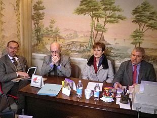 b302211932-sale-la-preoccupazione-di-piccoli-risparmiatori-ed-azionisti-mps