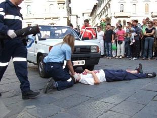 b307301236-prima-di-partire-donate-il-sangue-in-estate-riserve-a-secco