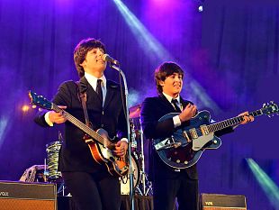 the-beatbox-nella-cavea-del-maggio-musicale-fiorentino-con-the-beatles-revolution-the-musical