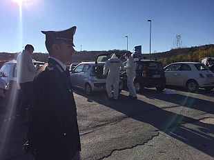 cadavere-in-auto-a-ginestra-fiorentina-se-ne-accorge-un-passante