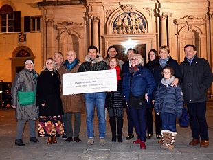 att-riceve-assegno-di-14000-euro-dallassociazione-borgognissanti