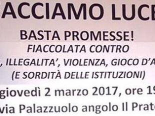 fiaccolata-in-centro-a-firenze-luci-su-via-palazzuolo