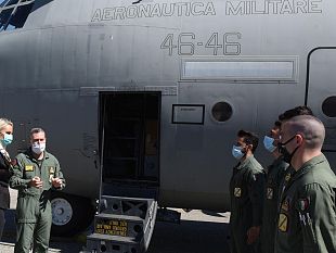 brigata-aerea-di-pisa-la-visita-del-sottosegretario-alla-difesa