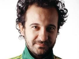 a910091135-stefano-fontana-mette-i-dischi-per-superdolly-al-disco-antella