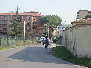 b203271452-ponte-a-greve-dietro-la-coop-e-terra-di-nessuno