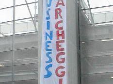 a810241914-parcheggio-di-piazza-alberti-stamani-il-presidio-di-firenze-libera