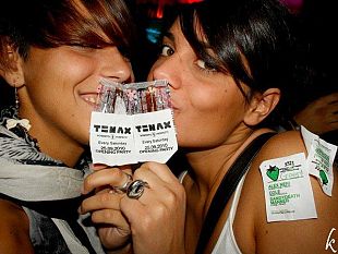 b112141916-dirty-deep-party-@-strizzi-garden