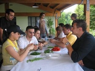 b006261235-l-universita-di-parma-a-lezione-di-vino-in-toscana