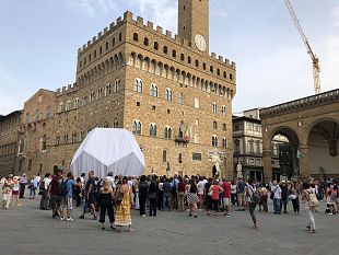 un-dodecaedro-e-un-albero-di-gelso