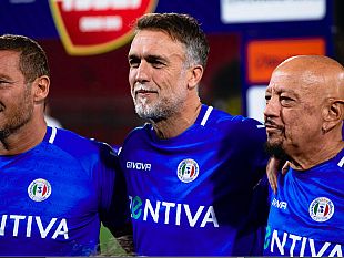batistuta-a-empoli-gioca-per-gli-alluvionati-della-toscana