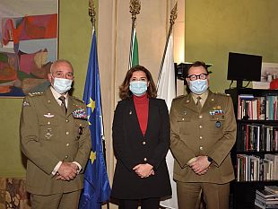 il-generale-di-corpo-darmata-castellano-a-palazzo-vecchio