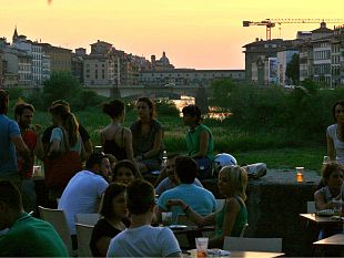 easy-living-pesce-e-castelli-di-sabbia-a-go-go