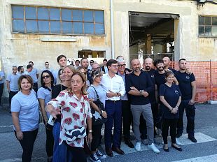 leo-france-alla-ex-seves-accessori-di-alta-moda-nel-tempio-del-vetro