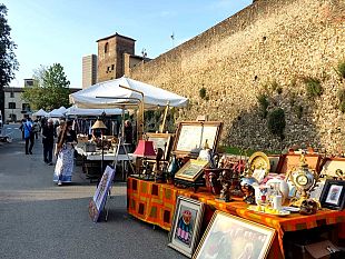 mercato-dellantiquariato-e-del-vintage-di-san-casciano
