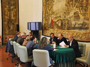 b304231910-bloccati-i-conti-della-tipografia-che-stampava-i-giornali-di-verdini