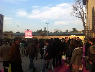 b403191524-salone-di-firenze-evento-speciale-in-cucina-con-oxfam-italia