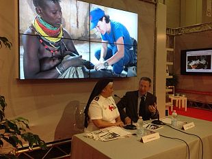 b305191355-croce-rossa-e-fiera-del-libro-oggi-calcio-e-berry
