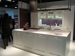 b403111835-salone-di-firenze-mobili-ed-enogastronomia