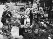 a412021450-venerdi-3-dicembre-ore-1700-incontro-con-gli-autori-di-reportages-fotografici-sui-bambini-nei-luoghi-di-guerra-e-sull-infanzia-negata-br-alle-antiche-stanze-di-s-caterina-a-prato