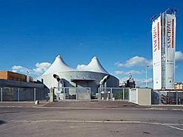 b107051529-grandi-aziende-a-piazza-toscana-l-economia-al-servizio-dell-uomo