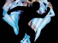 a701251232-momix-la-tournee-italiana-del-gruppo-di-danza-tocca-anche-poggibonsi-il-30-e-31-gennaio-al-teatro-politeama