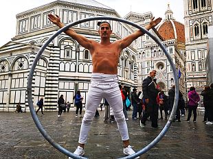 le-stelle-del-circo-contemporaneo-a-firenze