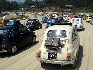 raduno-del-fiat-500-club-italia-a-firenze
