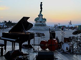 flower-al-piazzale-musica-incontri-artisti-di-strada-da-luglio-ad-ottobre
