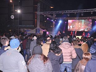 capodanno-mengoni-al-piazzale-michelangelo-e-festa-in-tutta-la-citta