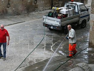 pulizia-strade-a-firenze-dallo-sweepy-jet-al-progetto-alert-system