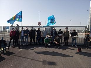 amazon-sciopero-e-presidio-a-pisa-per-i-lavoratori-delle-aziende-di-consegna