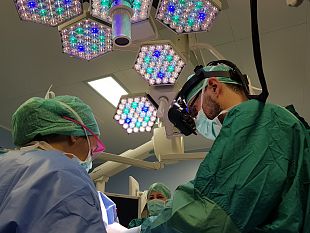 chirurgia-40-la-prima-operazione-guidata-dalla-realta-aumentata