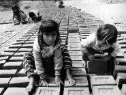 a407021728-premiati-oggi-a-firenze-i-vincitori-di-i-words-on-violence-i-br-indagine-fotografica-sullo-sfruttamento-minorile-nel-mondo-globalizzato-dal-3-al-14-luglio-a-poggibonsi