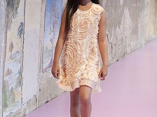 b207011829-grande-affluenza-a-pitti-bimbo