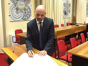 questa-mattina-a-montelupo-fiorentino-la-prima-trascrizione-di-un-matrimonio-fra-persone-dello-stesso-sesso-celebrato-allestero