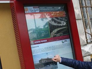 b303060332-parma-vista-da-vicino-firenze-prossima-citta-a-5-stelle