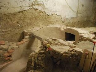 b312231423-scavi-archeologici-sotto-palazzo-medici-resti-della-citta-pre-romana