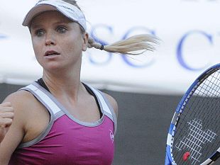 b208112306-la-francese-estelle-guisard-e-la-reginetta-di-siena-2012