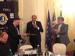 b306122327-lions-club-melvin-jones-fellow-al-provveditore-della-misericordia-ceccherini