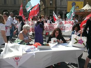 braccialini-e-guess-corteo-e-sfilata-in-centro-a-firenze