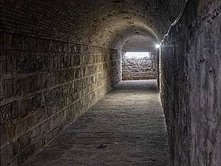 pescaia-di-san-niccolo-ce-una-galleria-di-350-metri-sotto-larno