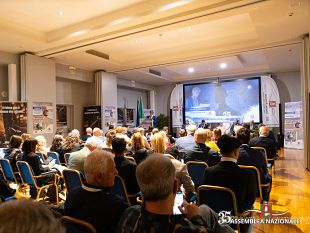 a-firenze-la-36a-assemblea-uai-con-istituzioni-e-delegati-da-tutta-ita