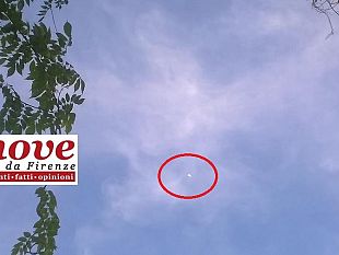 firenze-con-il-naso-allinsu-ufo-o-palloncini